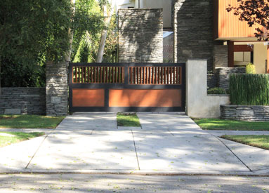 Wood Swing Driveway Gate