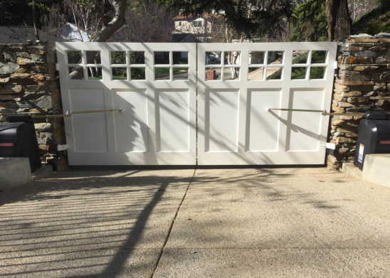 traditional wood dual swing auto gate